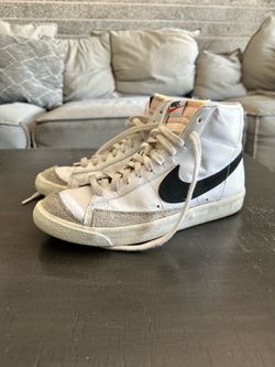Nike high top sneaker white