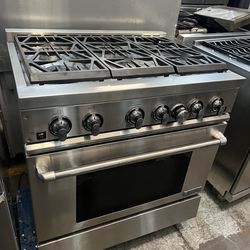 Jenn air  gas range 36”
