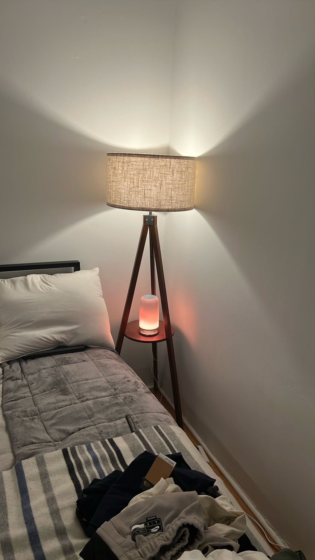 Amazon Mid-century Lamp