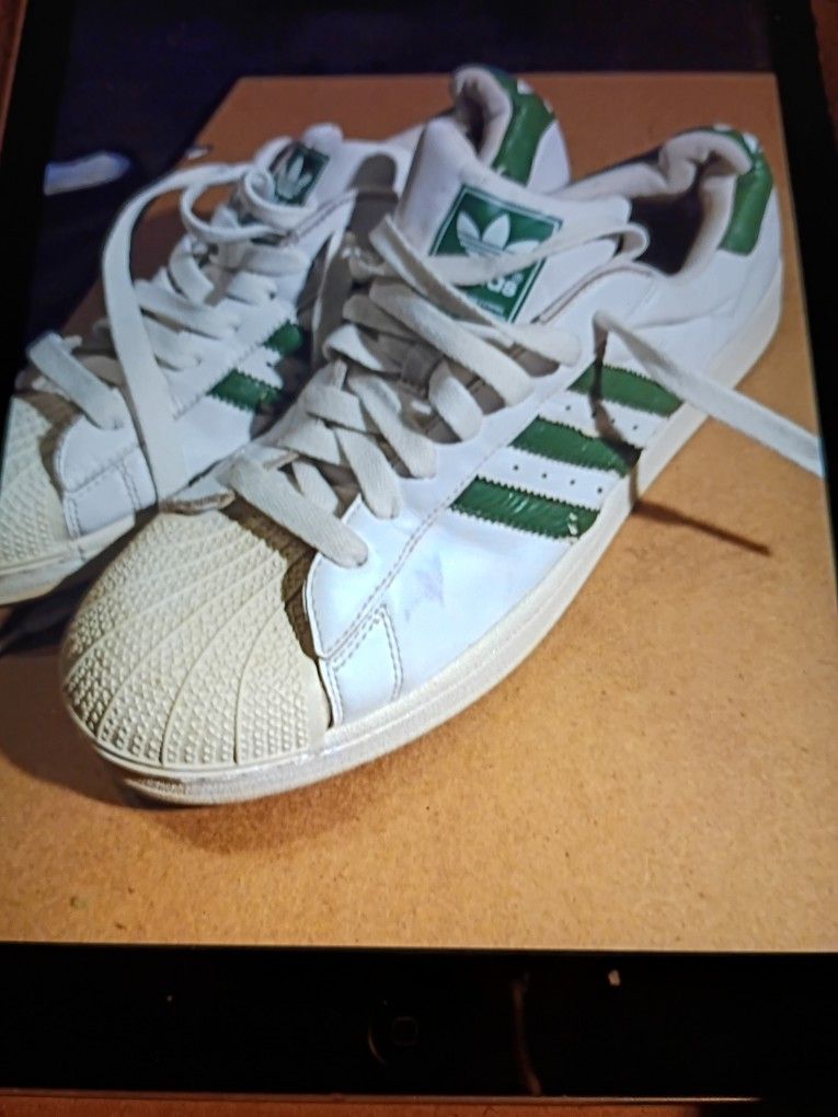 ADIDAS CLASSIC GREEN WHITE SIZE 8.5