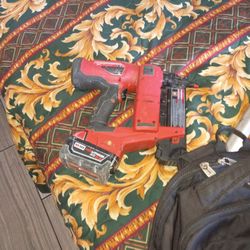 Milwaukee Brad Nailer