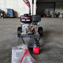 NEW BRIGGS & STRATTON Gas Pressure Washer 3000psi NUEVO 