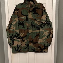 US Navy Seabee Woodland Camo Jacket -Large 