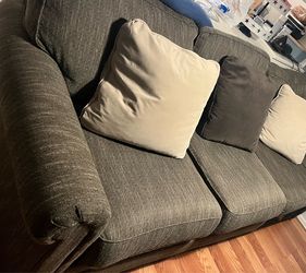 Living room/Sectional