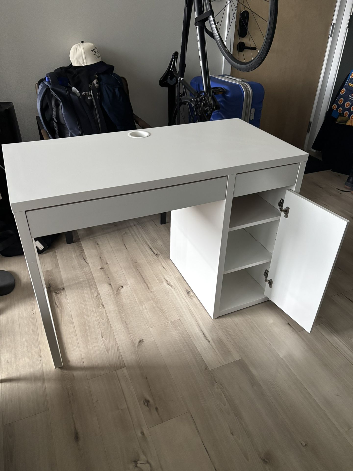 White IKEA Laptop Desk