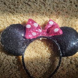Minnie Mouse Glittery Ears