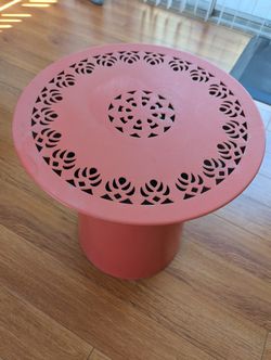 Red Metal Outdoor Patio Side Table - 18" H x 16" W