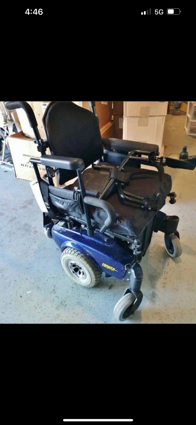 Invacare Pronto M71