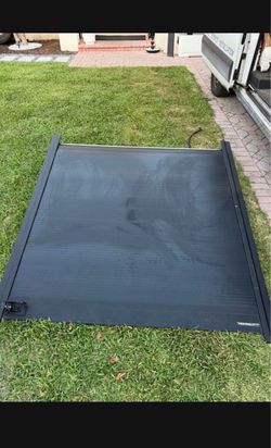 Ford F150 Rolling Cabin Cover