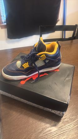 Jordan 4