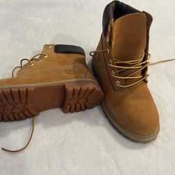 Women/Men Timberland Boots 