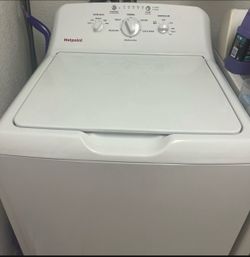 Like New Hotpoint Washer Machine ((2 Months Old) Moving Sale