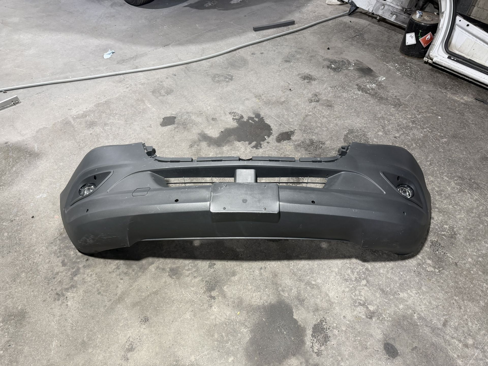 2024 Mercedes Sprinter Front bumper
