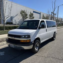 2005 Chevy Express 3500 Passenger Van 6.0 