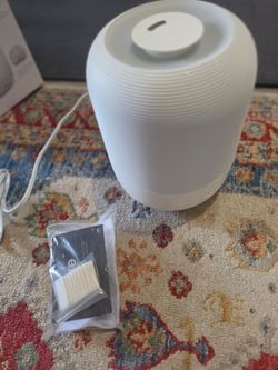Pure Enrichment Humidifier with Aromatherapy, includes night multi colour light