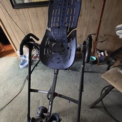 Teeter Inversion Table