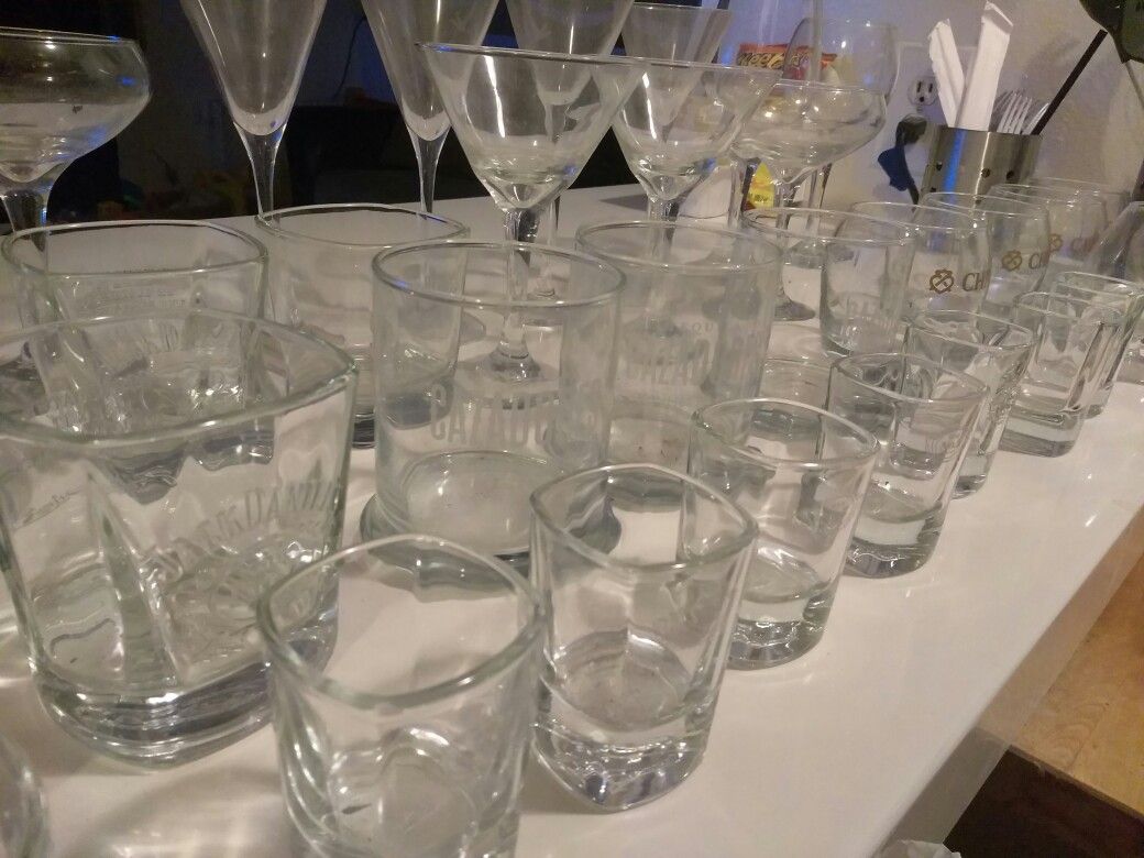 glassware bar