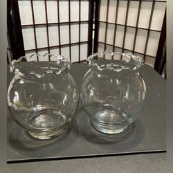 2 Clear Glass 5.5” Flower Vase Ruffle Scalloped Edge Fish Bowls
