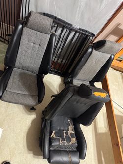 BMW E30 seats