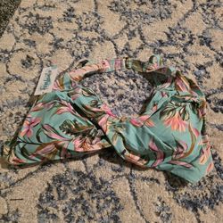 Freshwater Size L Swim Top NEW