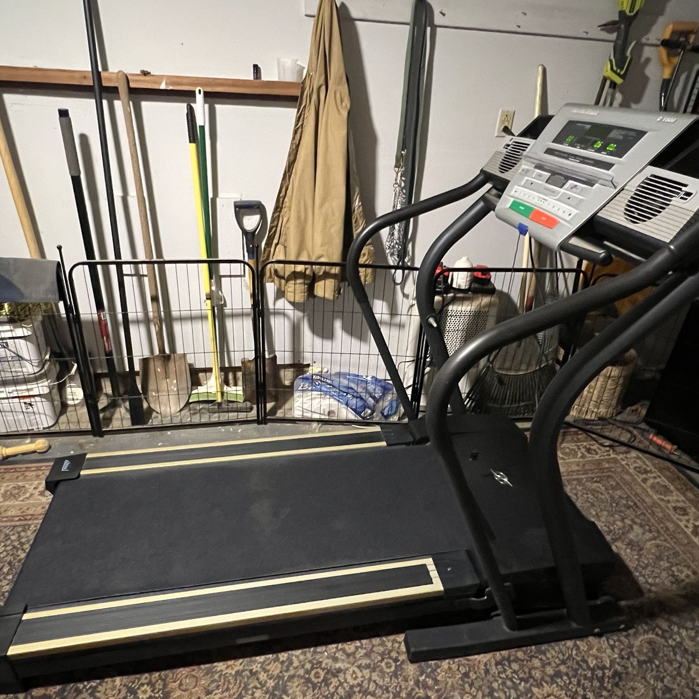 NordicTrack C1900 Treadmill for Sale in Germantown MD OfferUp