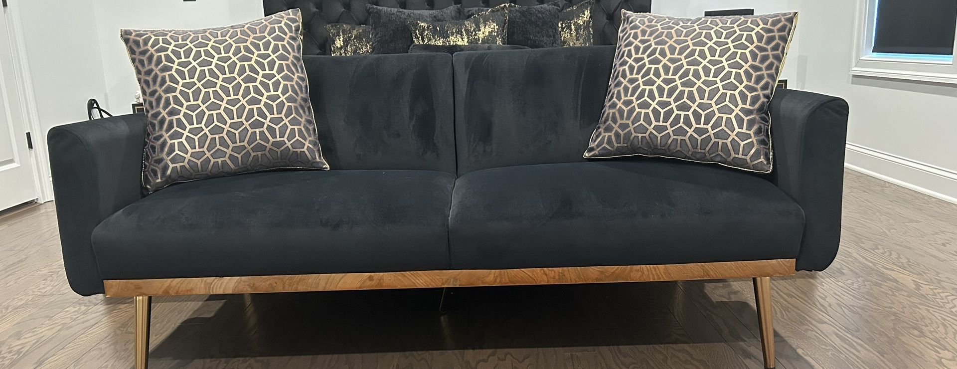Black and Gold Velvet Futon