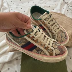 Authentic Gucci Shoes 