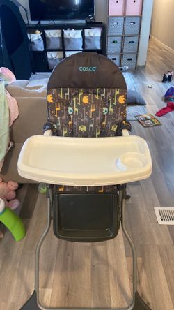 Kids eating chair
