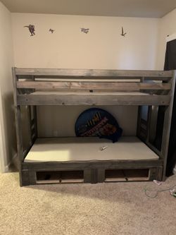 Bunk bed