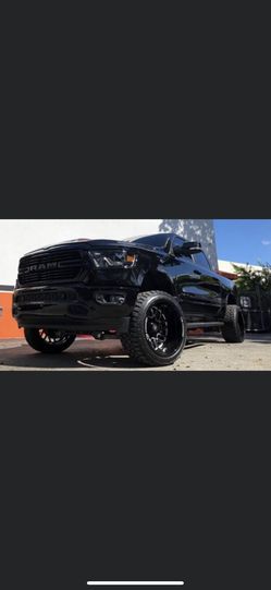 Ram 1500 24” TIS wheels & 325” RT tires-Financing- Hablamos Espanol~Financiamiento Disponible