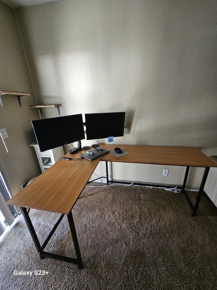 Computer Desk