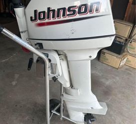 6hp Johnson 2-Stroke Outboard Engine/Motor