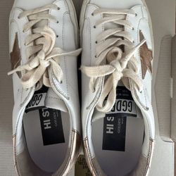 Golden Goose White Sneakers with Metallic Rose Gold Star and Heel