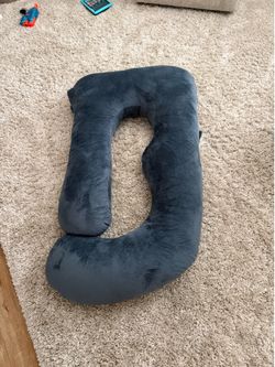 Pregnancy pillow