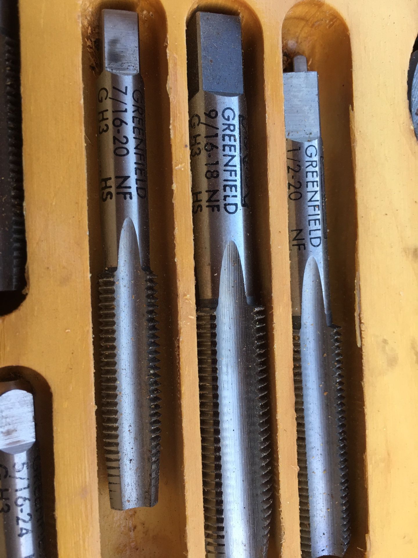 Tap And Die Set Greenfield for Sale in San Bernardino, CA OfferUp