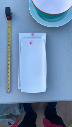 Large glass serving dishes 4 total