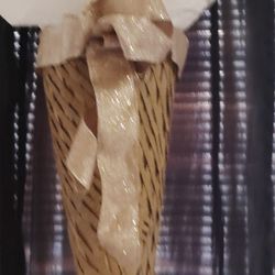 GENDER REVEAL ICE CREAM CONE 