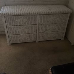 Wicker6 Drawer Dresser And Headboard