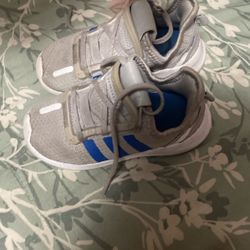 Adidas Boy Shoes Size 8
