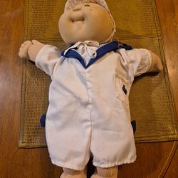 Vintage 1985 Cabbage patch boy dow In original sailor suit
