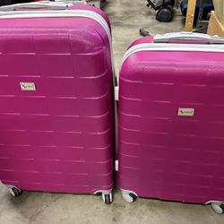 AMKA 2 Pc Carry On Luggage Set for Sale in Swatara PA OfferUp