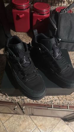 Jordan black cat “Spizikes”