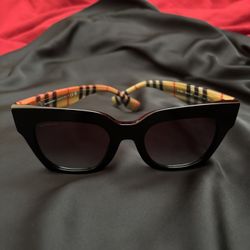 Burberry Womens Sunglasses 