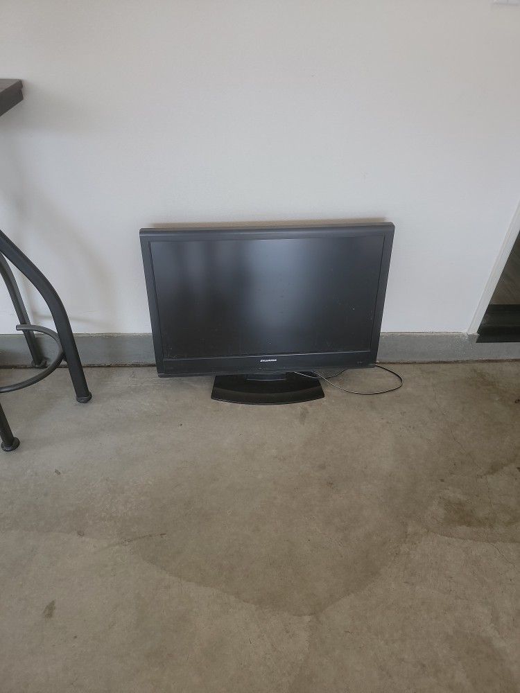32 inch sylvania tv