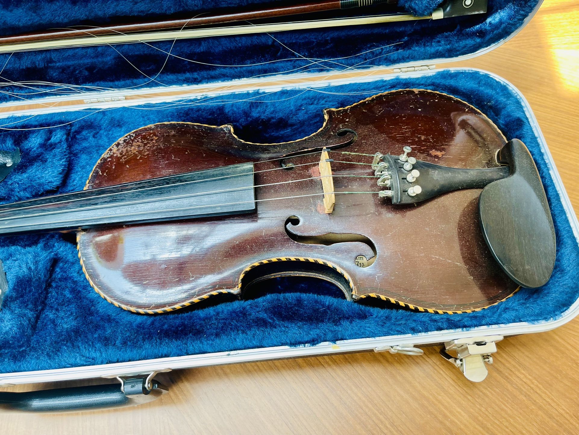 Violin and Two Bows- Jacobus Stainer in Absam Influenced Style