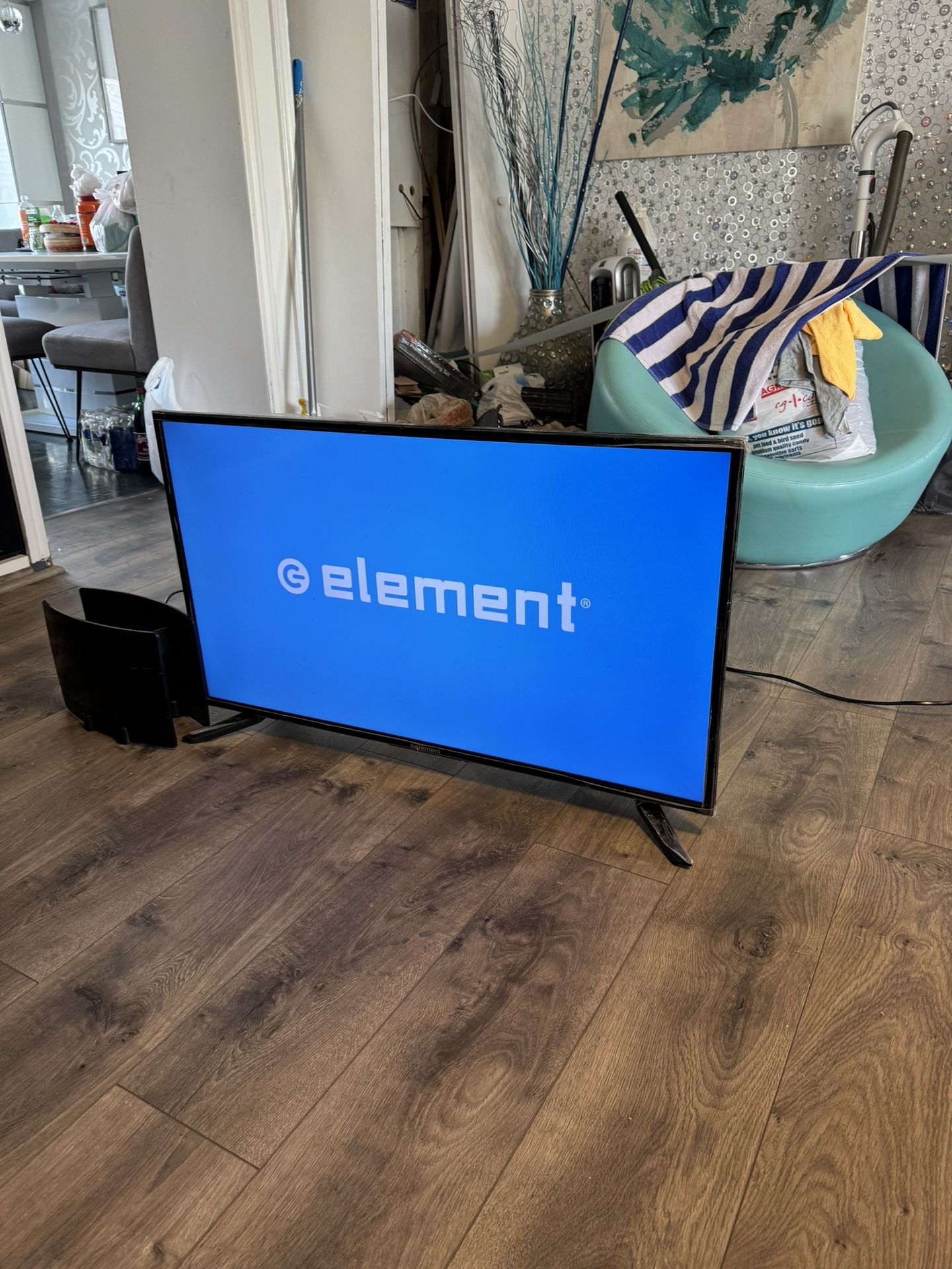 Element Tv 