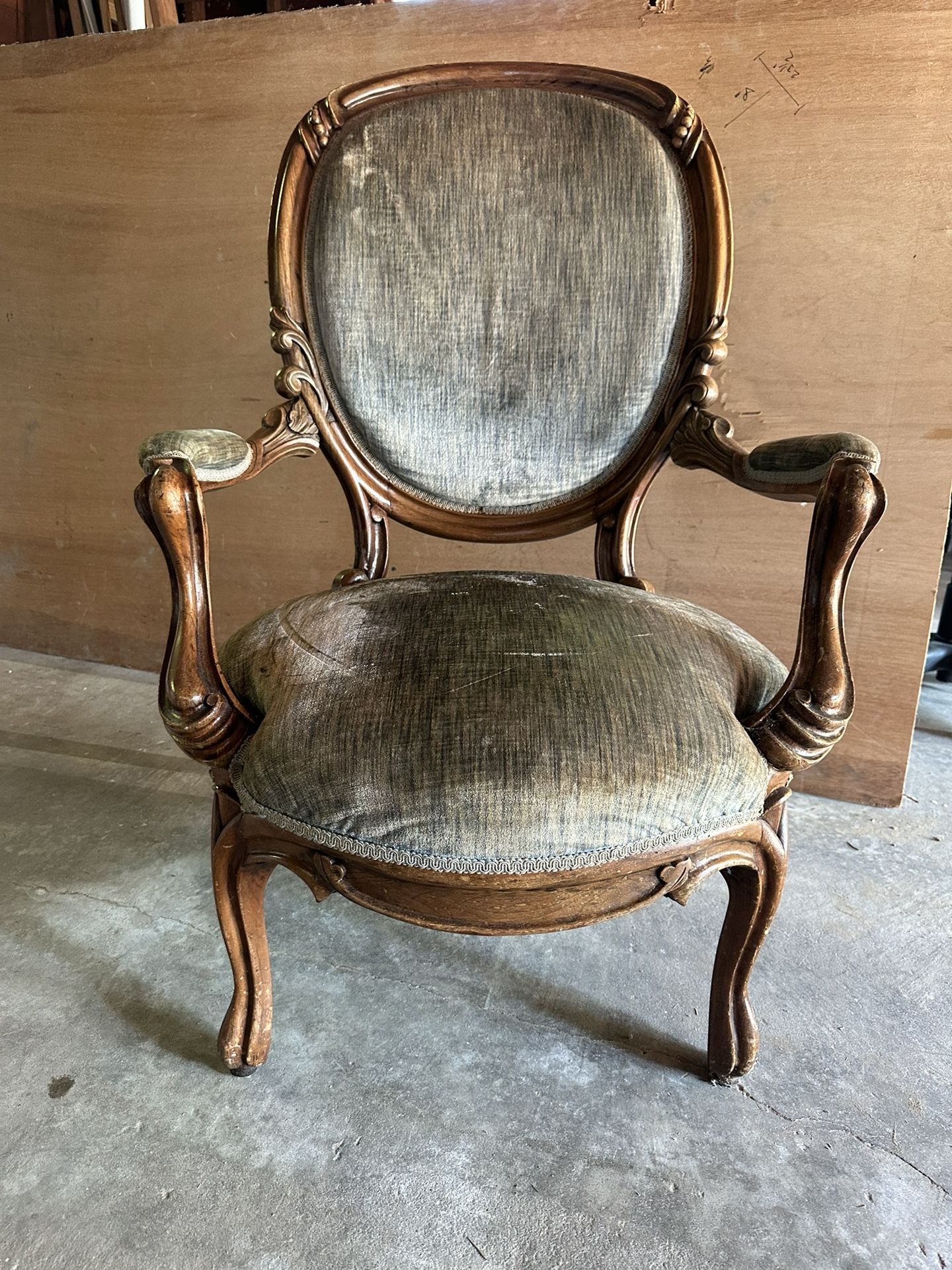 Victorian Style Antique/Vintage Chair