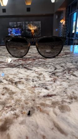 Ray-Ban