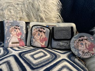 Nicole Lee Travel Bag Or Wallet