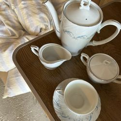 YAMAKA China Set